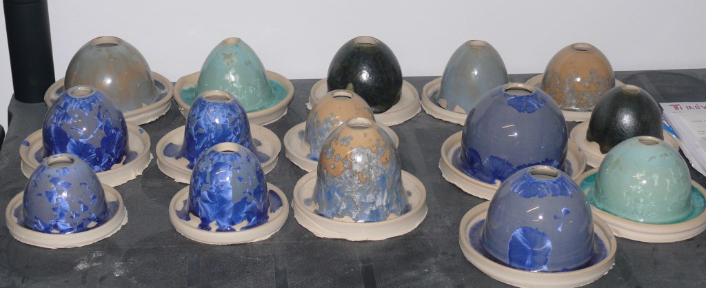 Test tiles to test crystalline glazes